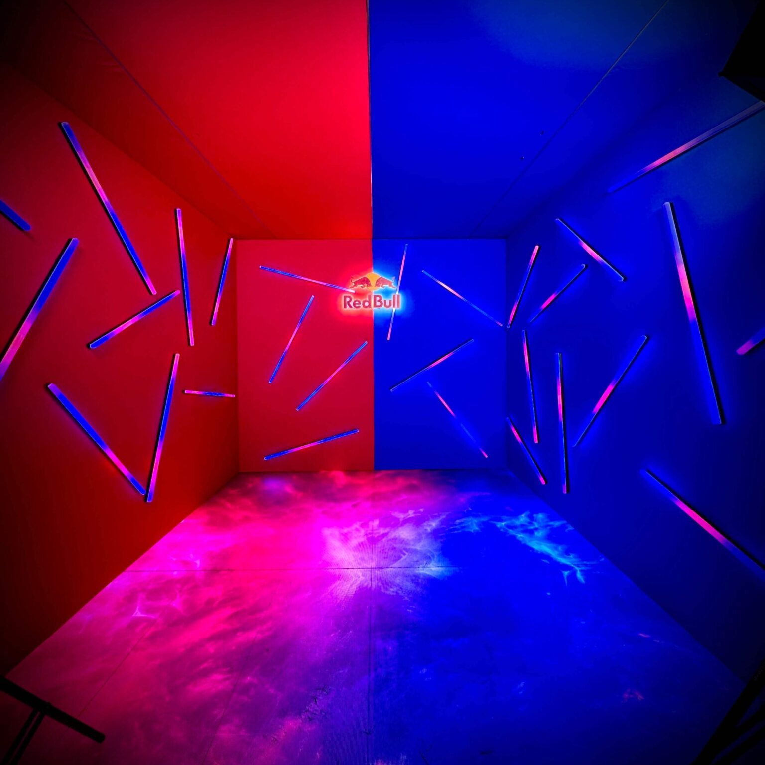 radiustech.production.produktsioon.promotion.stand.expo_redbull_promotsioon_001