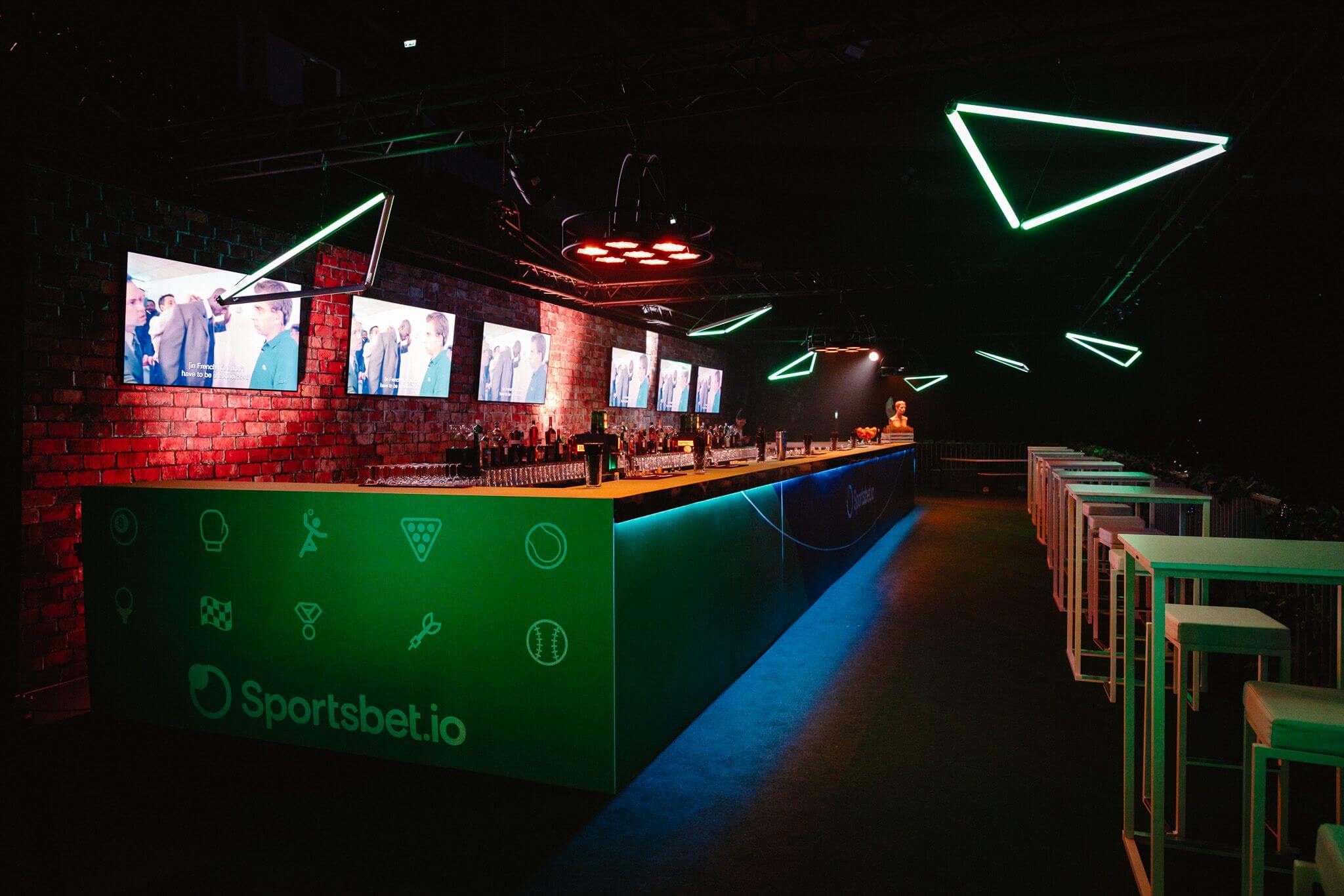 radiustech.production.produktsioon.promotion.stand.expo_sportsbet_promotsioon_003