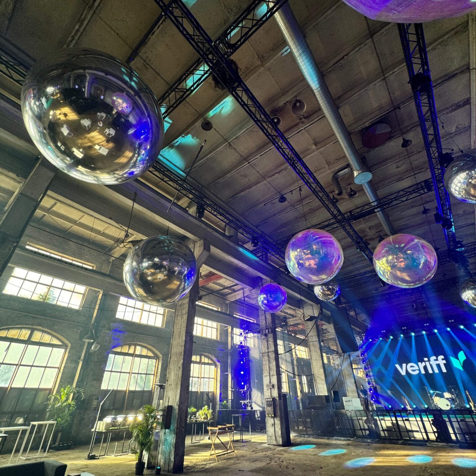 radiustech.production.produktsioon.stage.lavakujundus_creative.025