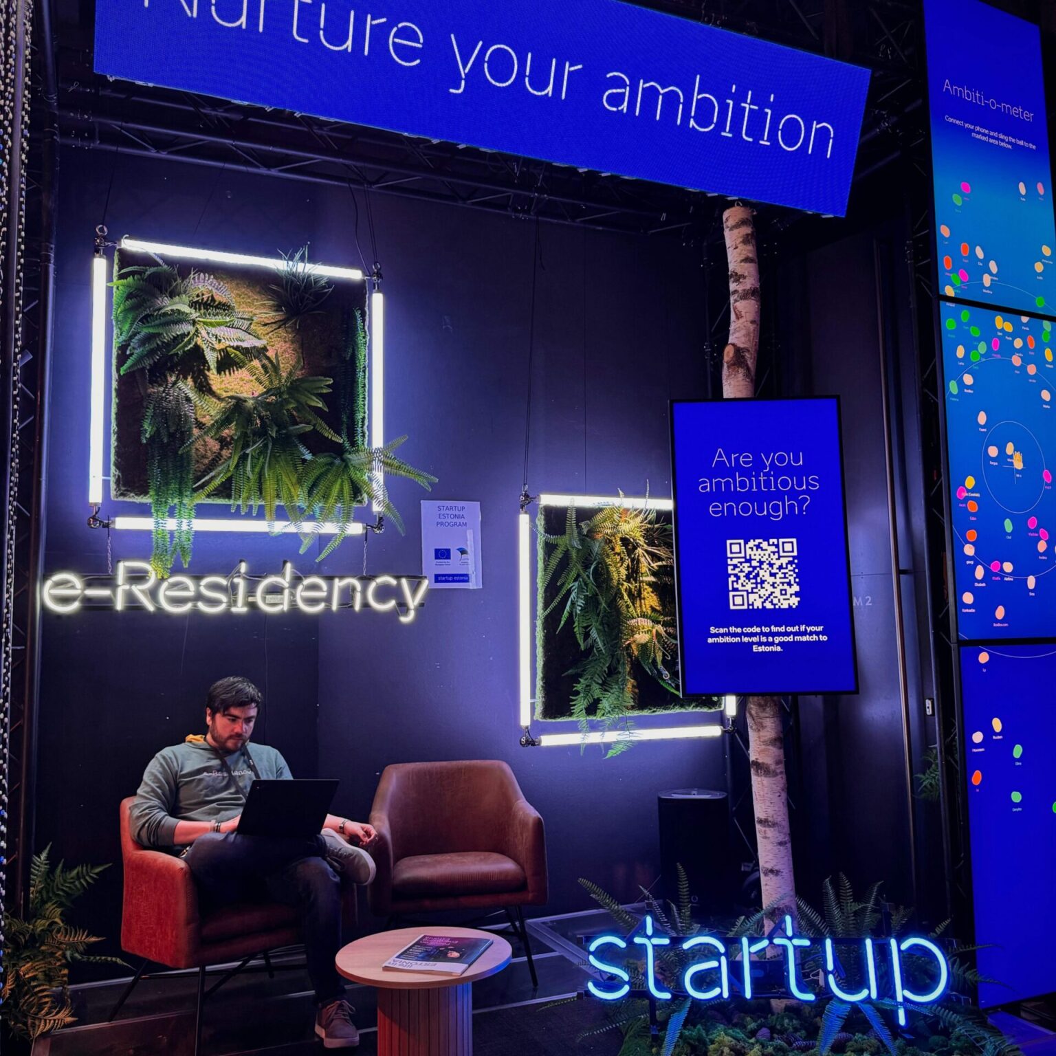 radiustech.production.produktsioon.stand.expo.messiboks_EAS_Latitude_001