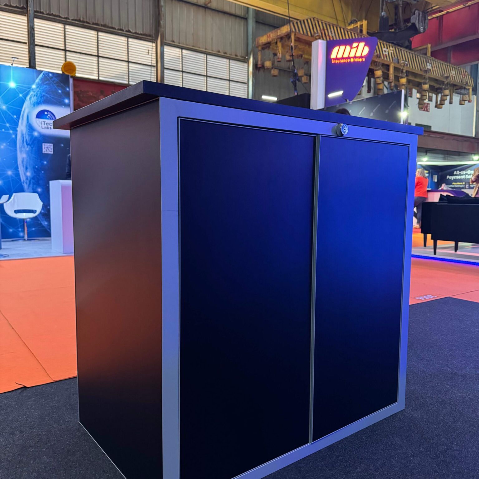 radiustech.production.produktsioon.stand.expo_D24_00