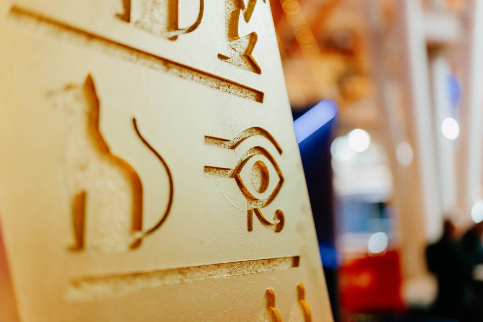 radiustech.production.expo.design.messilahendus.synot001