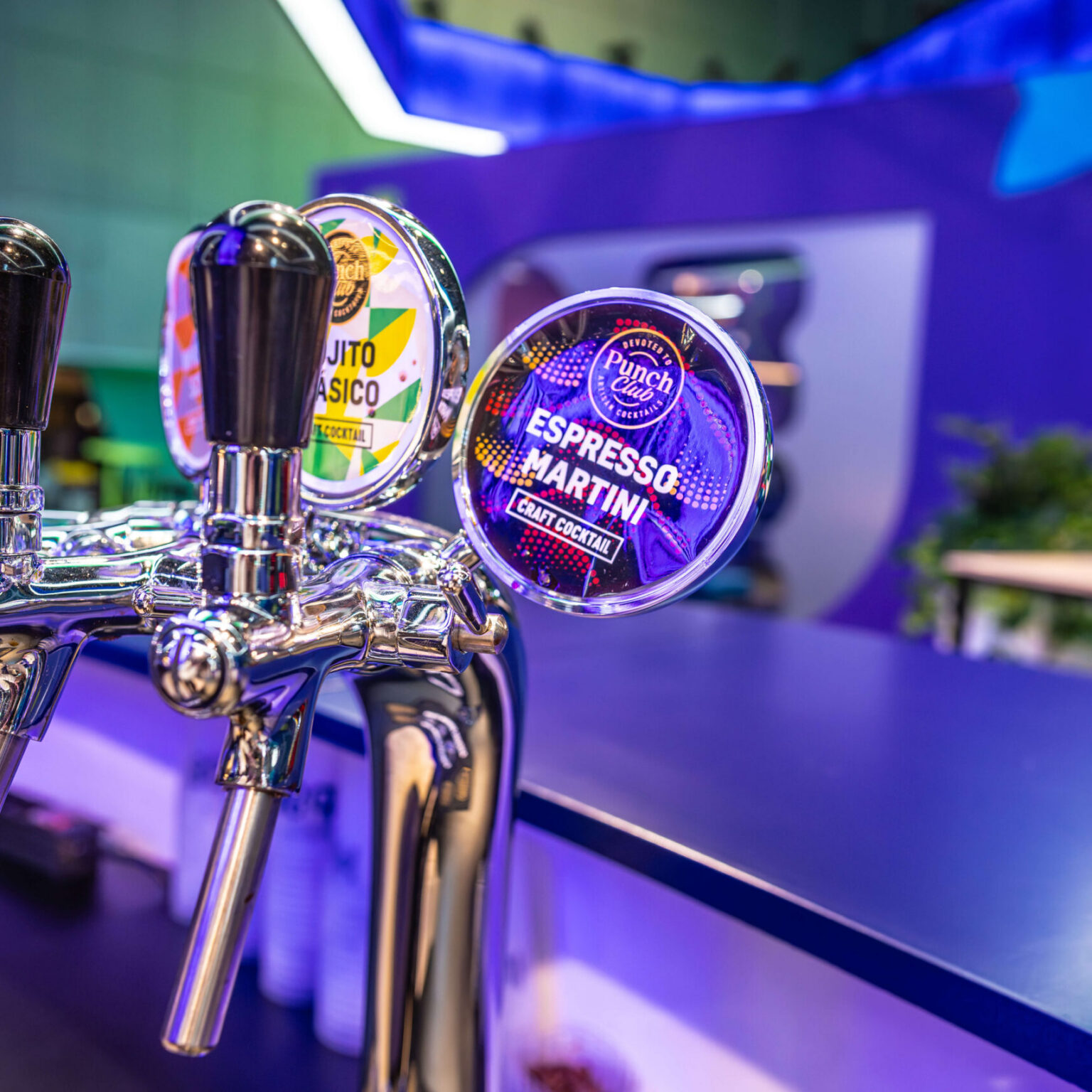 radiustech_ALL.SET_production_exhibition_stand_design_HUB88_ICE_008